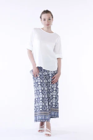 BLUSA in fresco cotone ampia con scollo a giro e maniche a kimoono