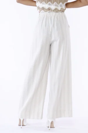 PANTALONE a palazzo motivo a righe di tendenza con elastico di chiusura in vita e comdoe tasche laterali