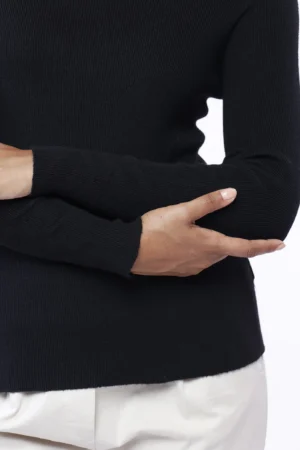 MAGLIA casual con scollo a barca e manica lunga