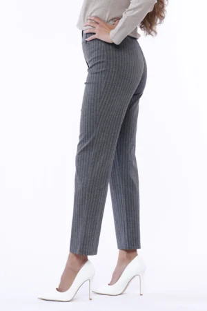 PANTALONE dritto gessato e spacco doppio bottone