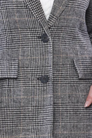 GIACCA monopetto a trama scozzese con collo reverse e taschini decorativi sul davanti