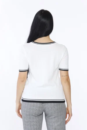 MAGLIA elegante e versatile a manica corta e con doppia fascia bicolore agli orli