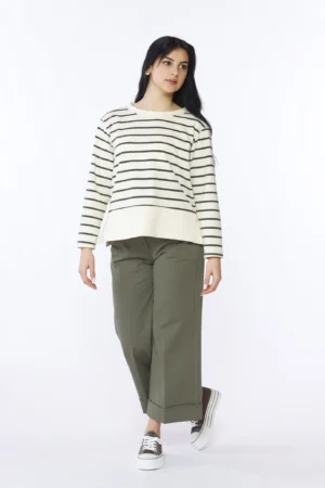 BLUSA a righe con scollo a barca e orlo alto con spacchetti al fondo monocolore