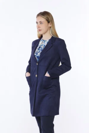 GIACCA lunga in ecodainetto con bottoni di chiusura, tasche e collo reverse