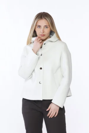 CAPPOTTO softshell corto sagomato con cappuccio e tasche verticali