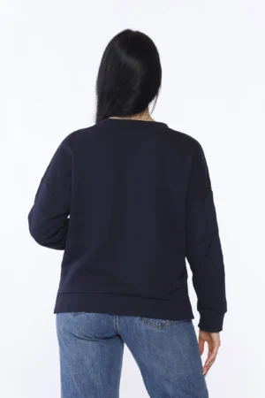 MAGLIA casual con inserto di camicia al fondo e scollo a giro ampio