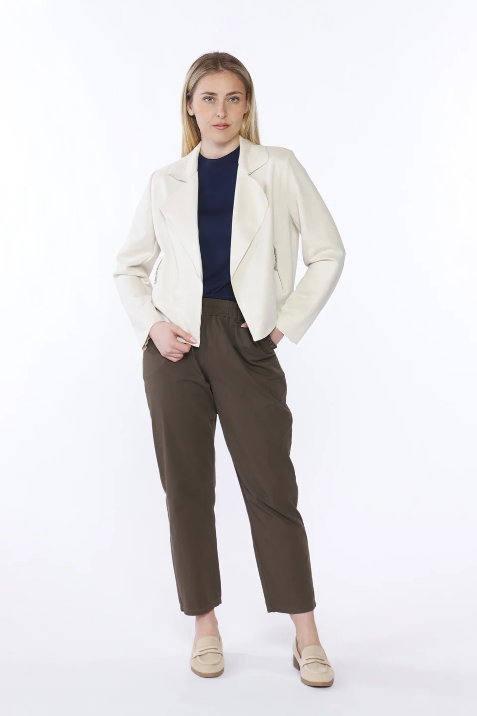 GIACCA corta in ecodainetto con taschine a cerniera diagonali e collo revers ONEWORLD HYBRID