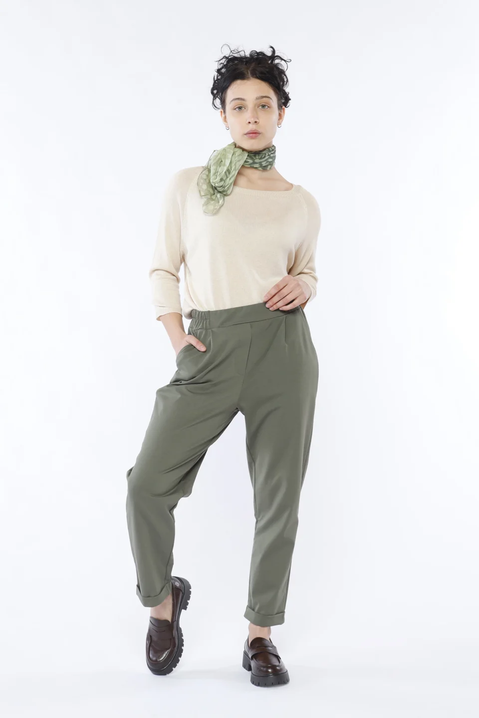 MAGLIA versatile con scollo a barca e orli a costine ONEWORLD HYBRID