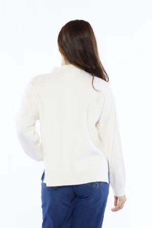 MAGLIA casual con spacchetti ai bordi e graziosi ricami