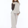 GILET in maglia con trama a costine eleganti nastri laterali e girocollo alto