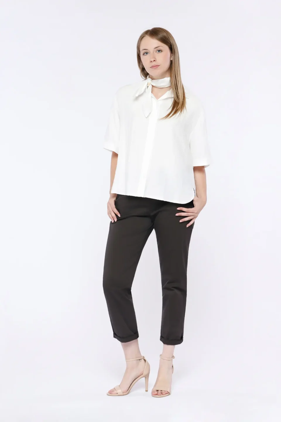 CAMICIA striata a manica corta con fondo arrotondato e spacchetti laterali ONEWORLD HYBRID