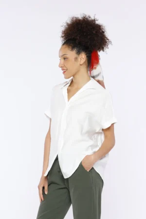 CAMICIA striata a manica corta con colletto alla francese