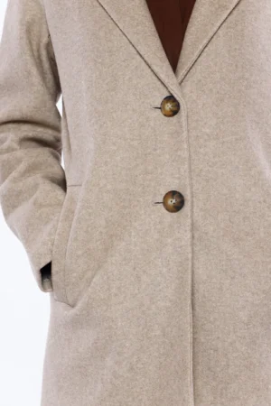 CAPPOTTO lungo versatile con collo revers comode tasche e chiusura a un bottone